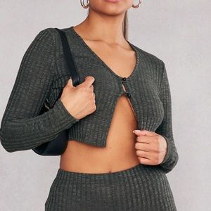 Prettylittlething ribbed crop cardigan